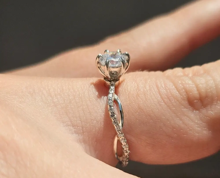 Anel de Noivado Ouro Branco - Anel de Casamento - LSR Joias