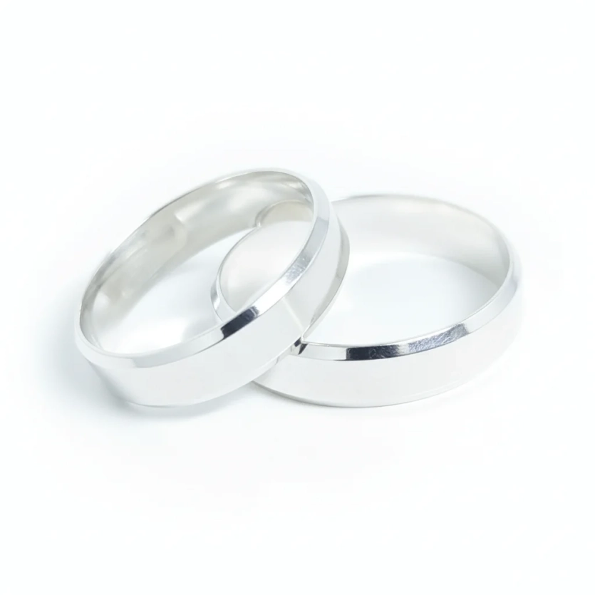 Alianças Namoro Chanfrada Anatômica 5mm - LSR Joias