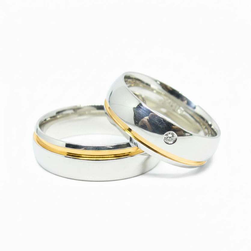 Aliança de Namoro Prata com Filetes de Ouro e Zircônia Anatômica 6mm - LSR Joias - Joalheria Artesanal Mineira