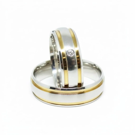 Aliança de Namoro Prata com Filetes de Ouro e Zircônia Anatômica 6mm - LSR Joias - Joalheria Artesanal Mineira