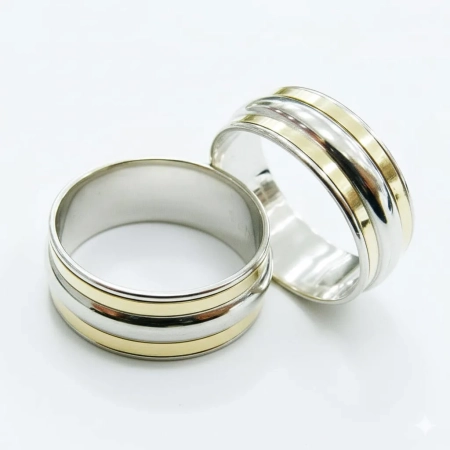 Aliança de Namoro Prata com Filetes Largos de Ouro 7mm - LSR Joias - Joalheria Artesanal Mineira